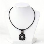 MIAMI fekete bőr nyaklánc kristállyal