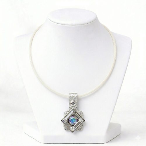 MIAMI ezüst bőr nyaklánc kristállyal