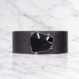Wabi Bracelet – Black Colour crystal