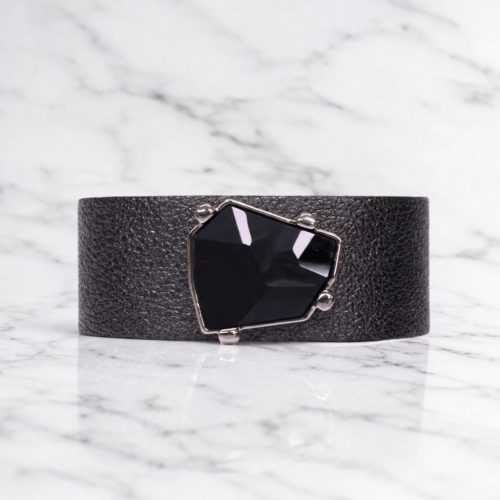 Wabi Bracelet – Black Colour crystal