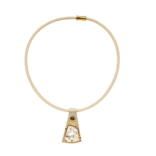 Wabi kristály nyaklánc –arany színű bőr, arany színű foglalat