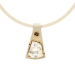 Wabi kristály nyaklánc –arany színű bőr, arany színű foglalat