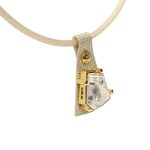 Wabi kristály nyaklánc –arany színű bőr, arany színű foglalat