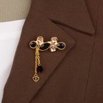 Crystal Brooch with Chain Gold and Black