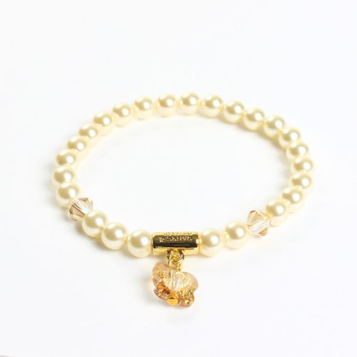 Pearl Bracelet cream